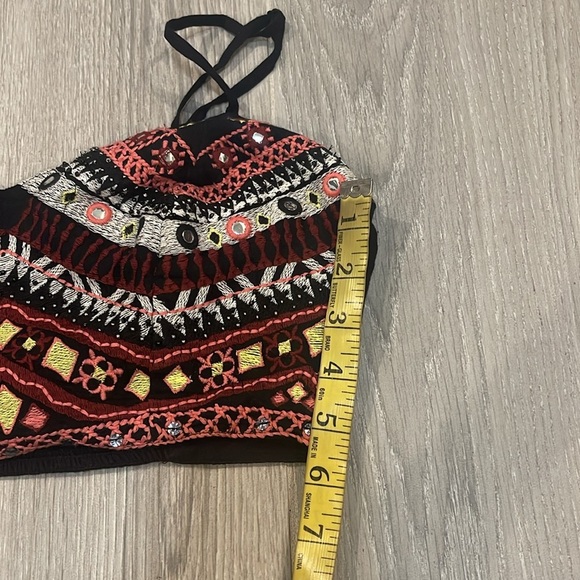 GUESS Womens Black Liberty Embroidered Crop Top Jet Size  XS - Picture 3 of 12